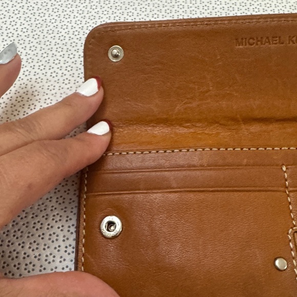 Michael Kors Tan Leather Men's Wallet - Picture 9 of 12
